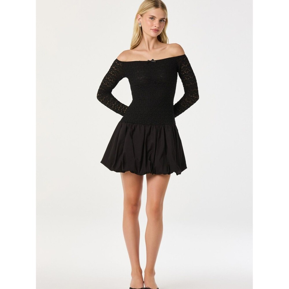 Astr Black Off-Shoulder Lace Long-Sleeve Mini Dress